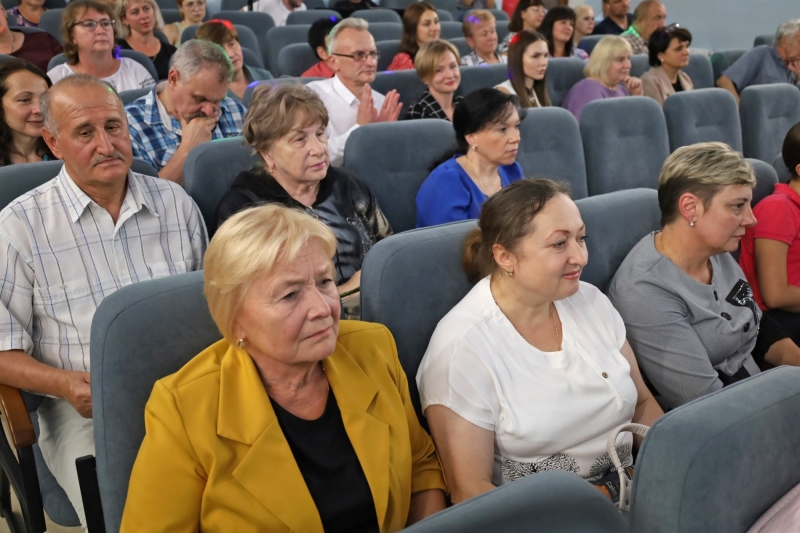 У Жмеринці працівників медицини привітали з професійним святом: відео