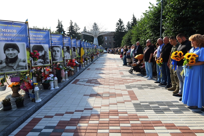 У Жмеринці вшанували пам’ять загиблих за Україну Героїв: 29 серпня День пам’яті Захисників