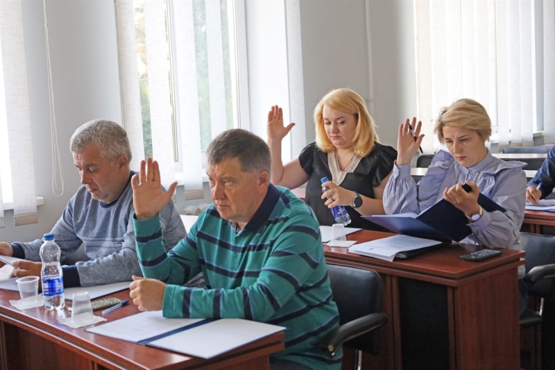 Компенсація коштів родинам за встановлені пам’ятники Героям та кошти для військових: виконком 