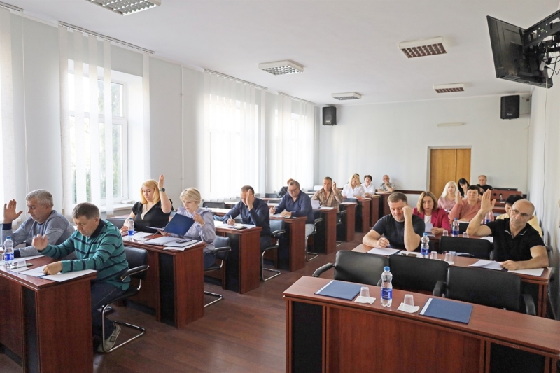 Компенсація коштів родинам за встановлені пам’ятники Героям та кошти для військових: виконком 