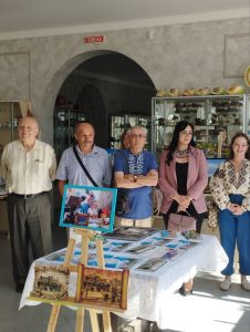 Пам’яті Сергія Шмаля: у Хмільнику триває виставка картин місцевих художників