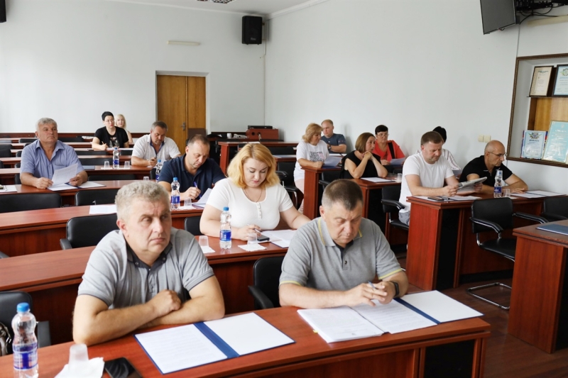 Майже мільйон гривень виділили на компенсацію за воду і затвердили нові тарифи для «Бравіс»