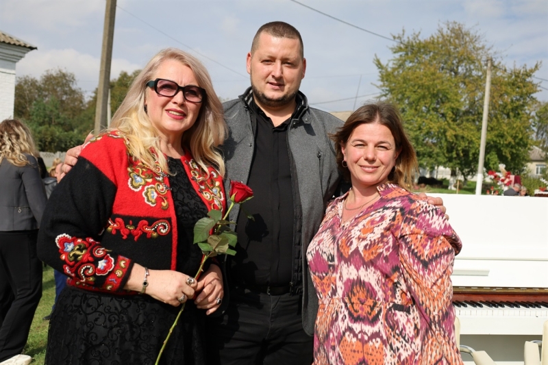 Побачення у таємничому саду влаштували у Жмеринці з нагоди професійного свята освітян