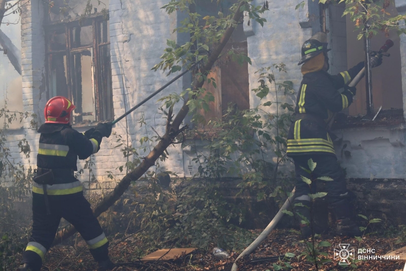 У Вінниці рятувальники ліквідували пожежу на Старому місті