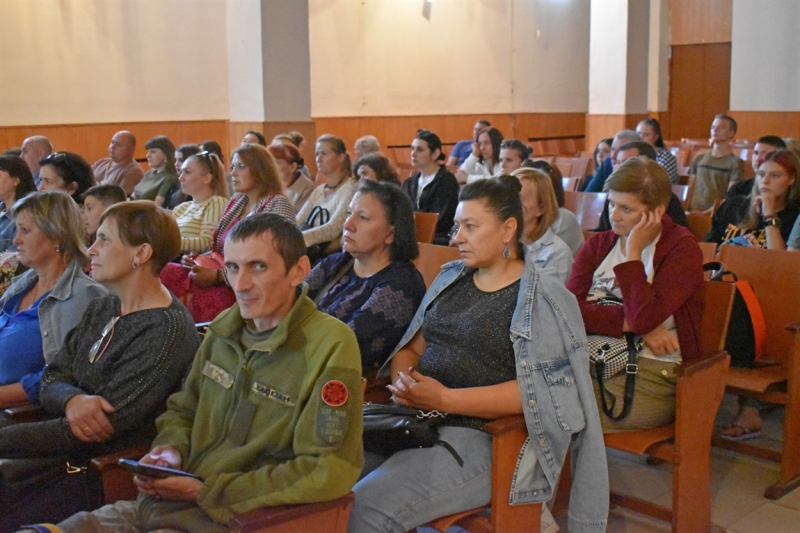 У Жмеринці показали виставу «Риби не плачуть»: історія акторки знищеного театру в Маріуполі