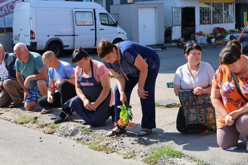 «Він не боявся куль і врятував мені життя»: побратими вшановують пам’ять Романа Радецького