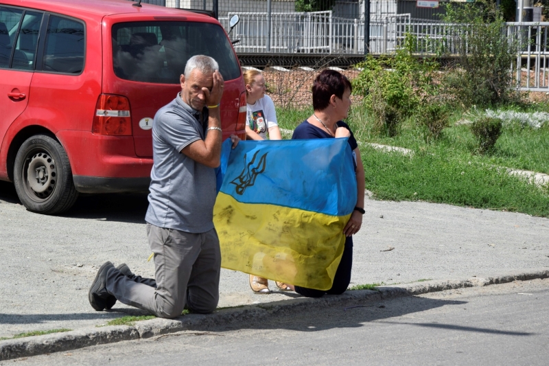 «Він не боявся куль і врятував мені життя»: побратими вшановують пам’ять Романа Радецького