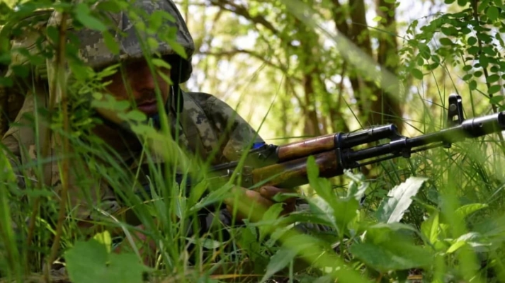 На Донеччині боєць ЗСУ взяв у полон чотирьох росіян 