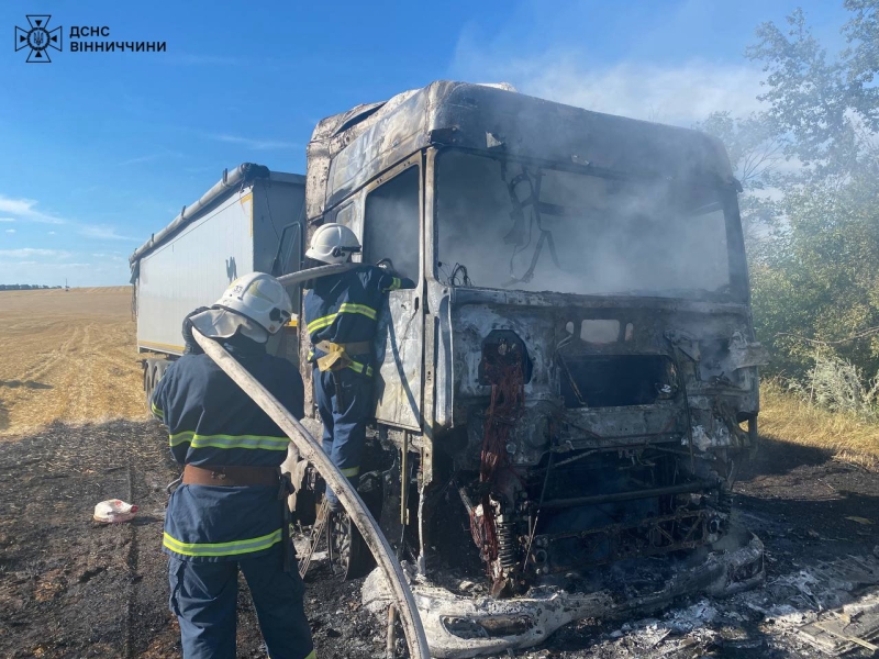 На Вінниччині згоріла вантажівка з зерном