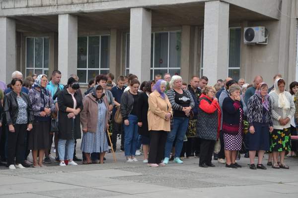 Сьогодні у Хмільнику віддали шану загиблому Герою Юрію Березі